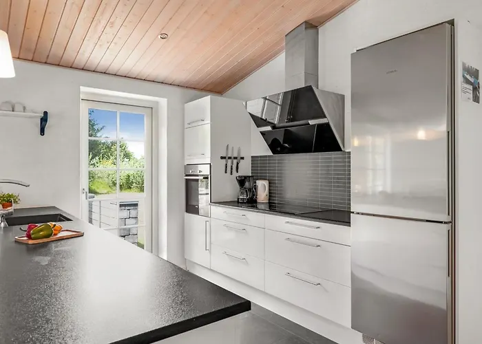 Prázdninový dům Marjatta - 3-2km From The Sea By Interhome