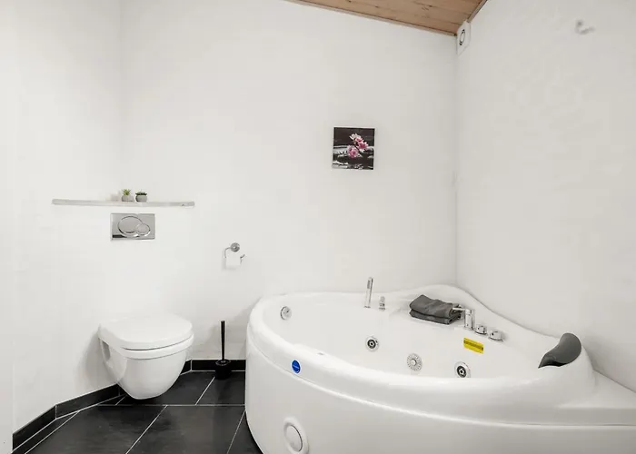 Marjatta - 3-2km From The Sea By Interhome *